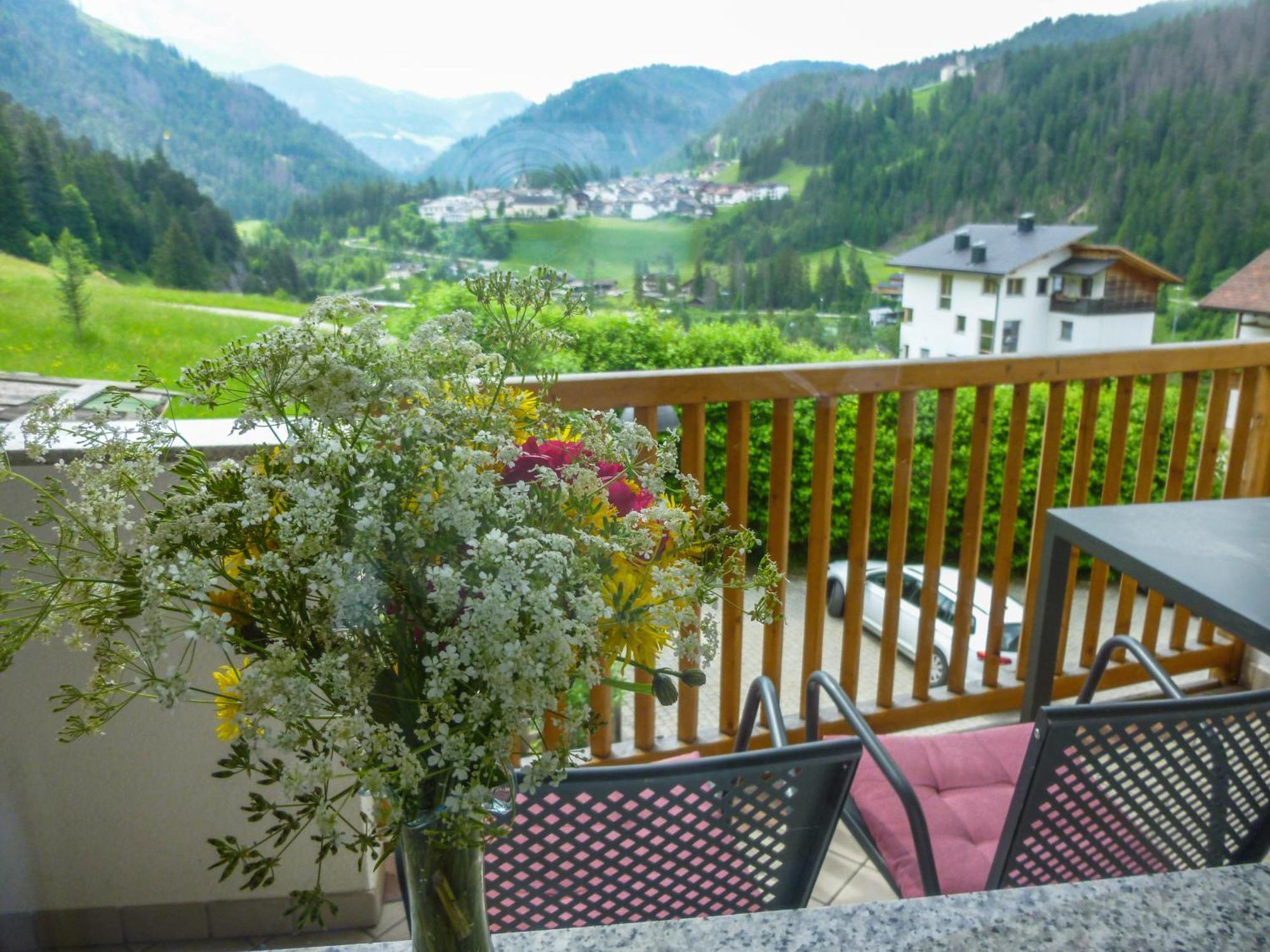 L'Grof - Al Conte Apartment San Martino in Badia Luaran gambar